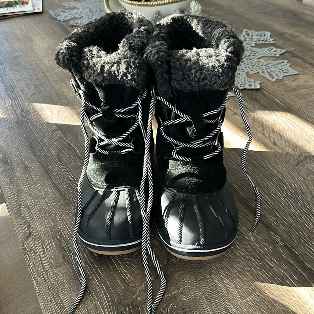 Snow Boots